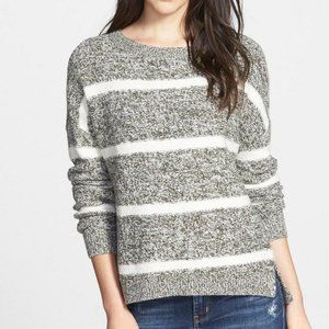 Hinge Olive/White Sweater w/Back Zip Size M